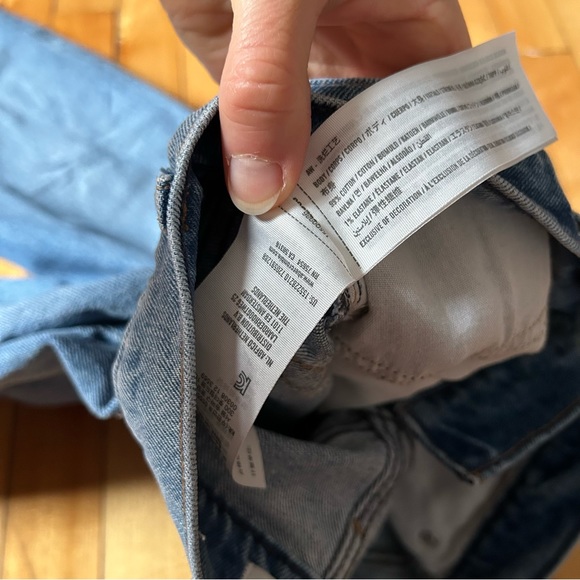 ** Sold **  Abercrombie & Fitch Ultra High Rise Criss Cross Waist Jeans - Picture 9 of 12